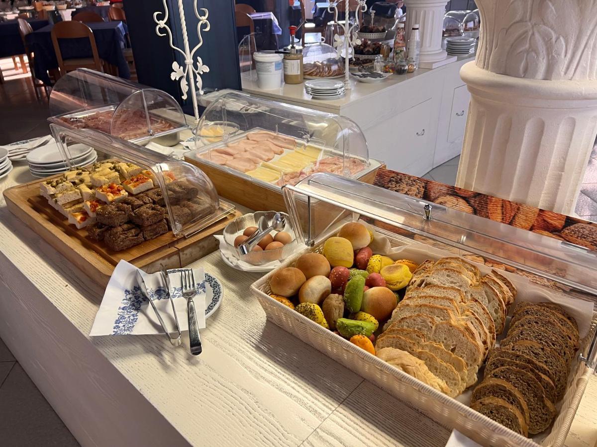 Hotel G&d Deanna Pool&brunch 4*