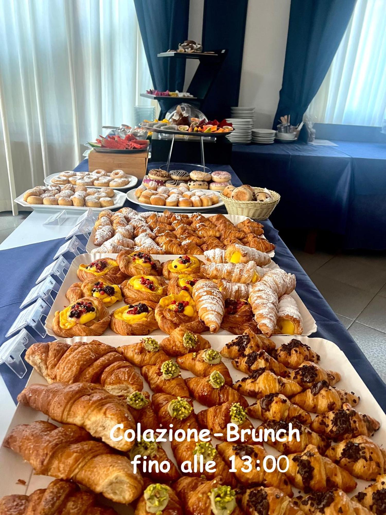 G&d Deanna Pool&brunch 4*